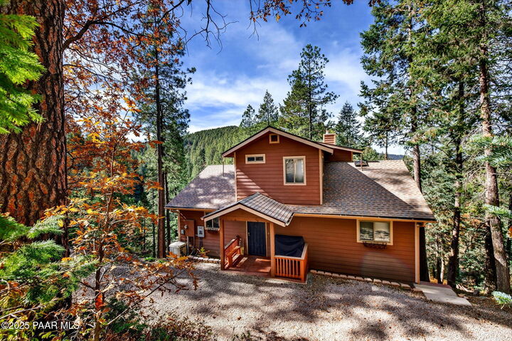 Property Photo: 2330 E Summit Avenue AZ 86303