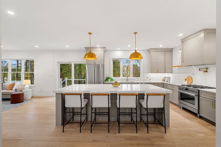 Property Photo:  28 Martin Road  MA 01867 