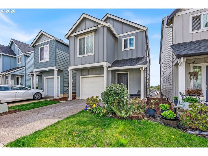 Property Photo:  1316 19th Pl  OR 97116 