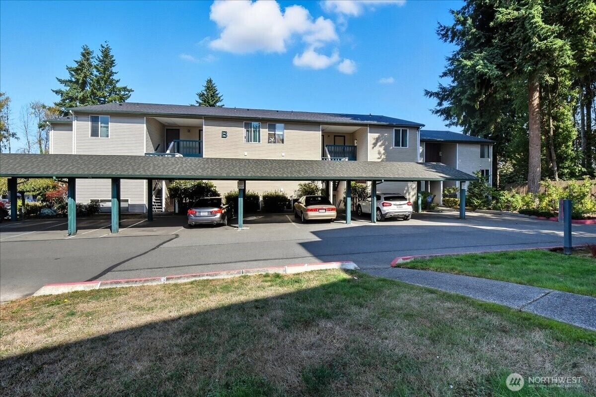 Property Photo: 17431 Ambaum Boulevard S B12 WA 98148