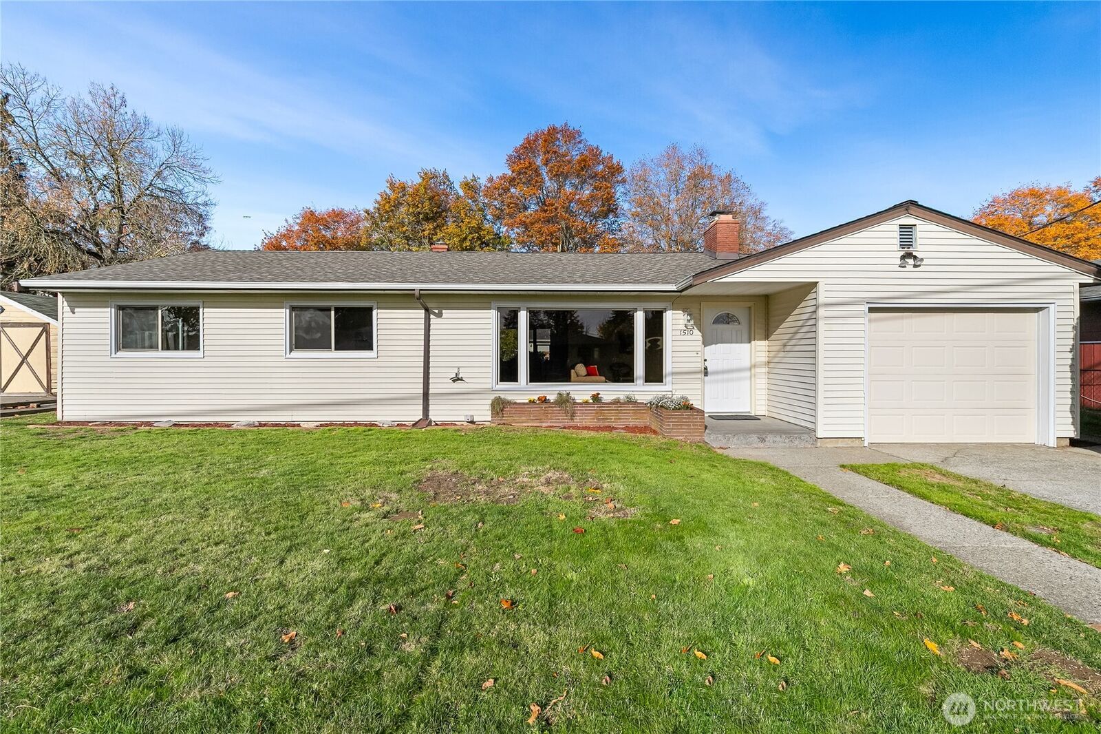 Property Photo: 1510 E Street WA 98264