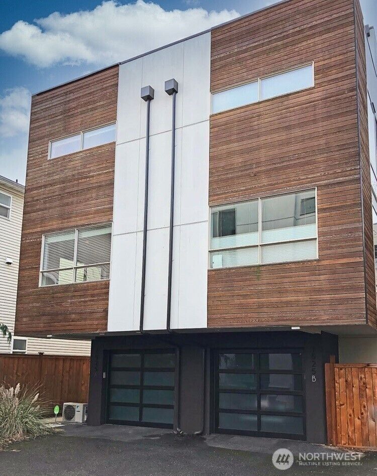 Property Photo: 1525 NW 58th Street A WA 98107