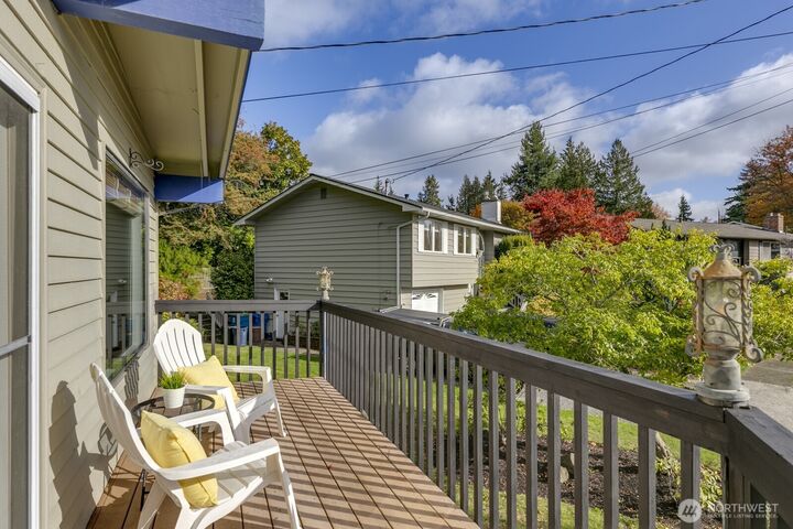 Property Photo: 19306 73rd Place W WA 98036