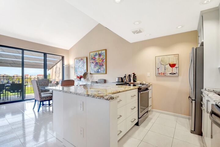 Property Photo: 755 Dotterel Road 1512 FL 33444