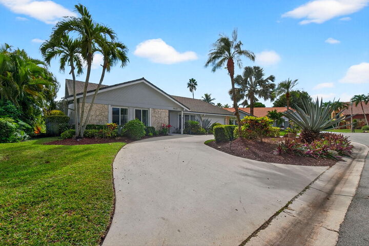 Property Photo: 9846 NW 18th Street FL 33071