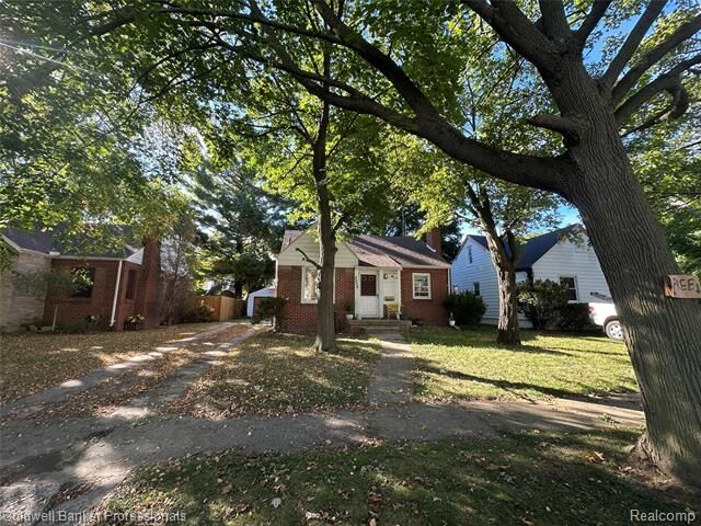 Property Photo: 2208 Windemere Avenue MI 48503