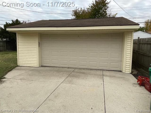 Property Photo:  33541 Florence Street  MI 48135 