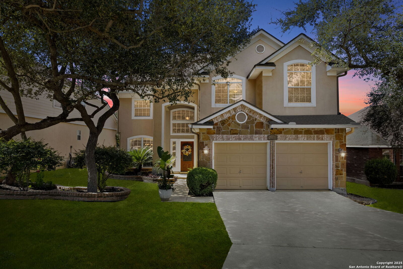 Property Photo: 26111 Starling Hill TX 78260