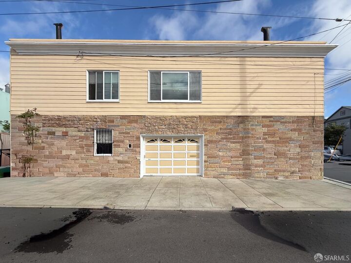 Property Photo:  798 Naples Street  CA 94112 