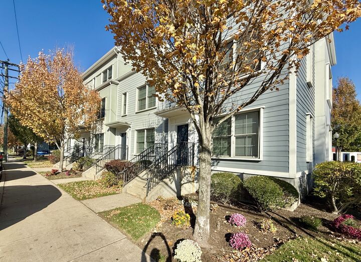 64 Merrell Avenue 64  Stamford CT 06902 photo