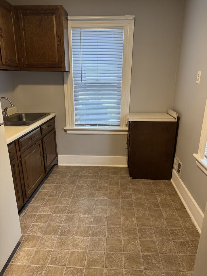 Property Photo: 50 Holbrook Street CT 06401