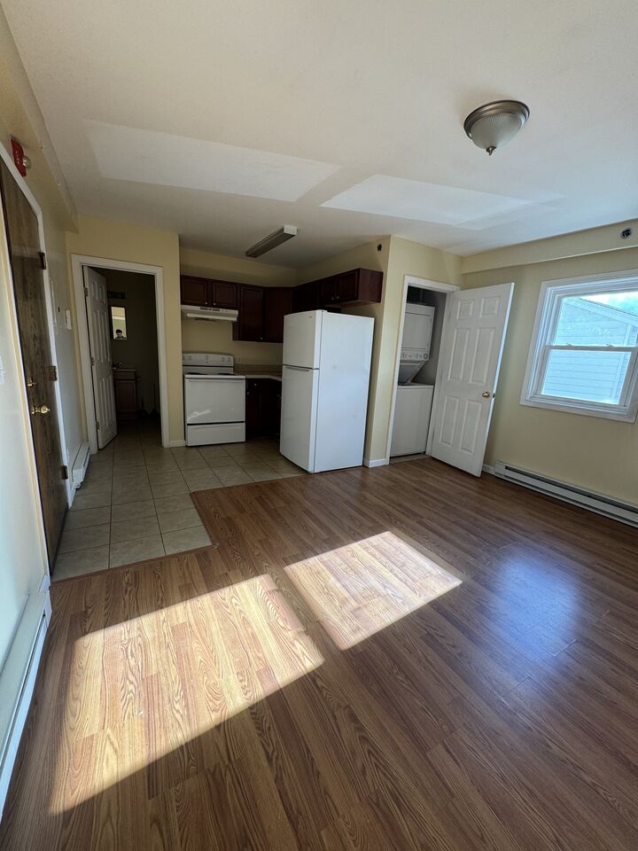 422 Main Street 5  East Haven CT 06512 photo