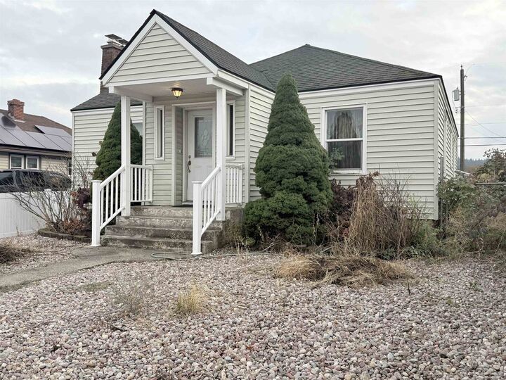 Property Photo: 3908 E Pacific Ave WA 99202