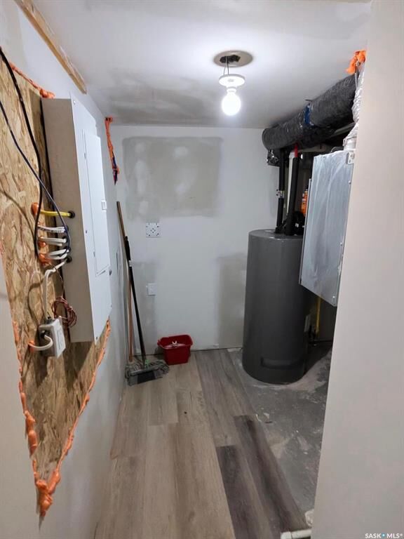 Property Photo: 401 S Avenue N SK S7L 2Z9