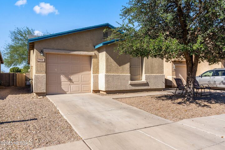 5458 S Monrovia Avenue  Tucson AZ 85706 photo