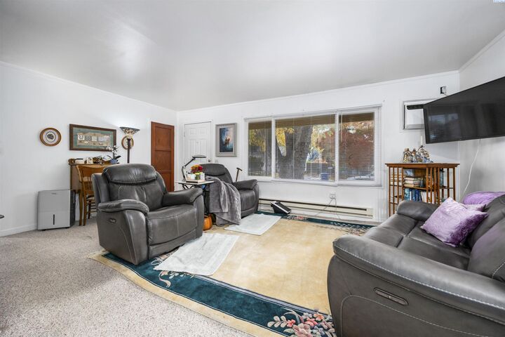 Property Photo:  312/314 Bernard Ave  WA 99352 