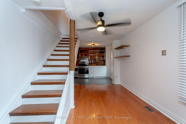 Property Photo:  331 Erie Street 3  ON N5L 1E3 