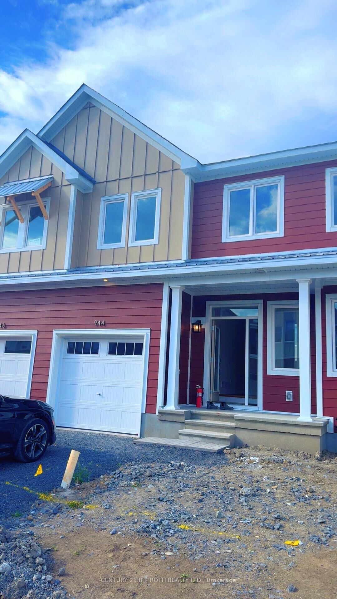 Property Photo: 944 Seagrave Lane ON K0A 2Z0