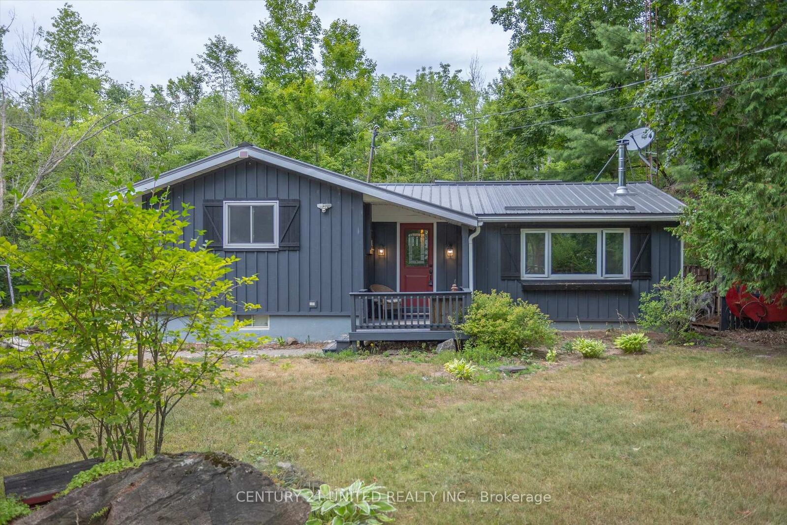 Property Photo: 55 Northern Avenue ON K0M 1A0