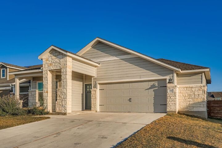 Property Photo: 170 Malaga TX 78640