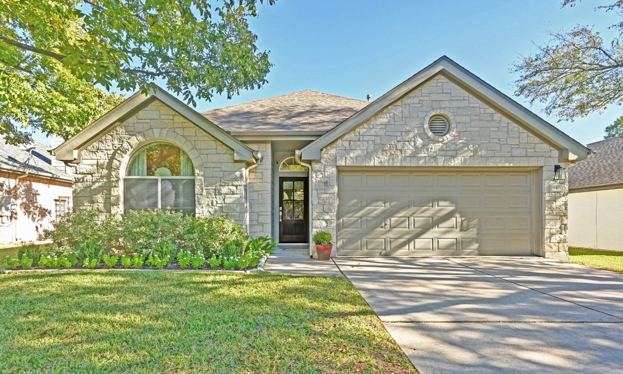 Property Photo: 5400 Painted Shield Drive TX 78735
