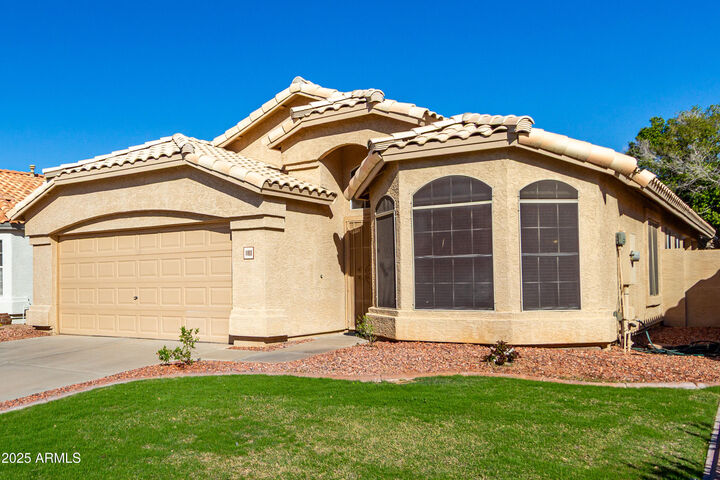Property Photo: 1180 W Jeanine Drive AZ 85284