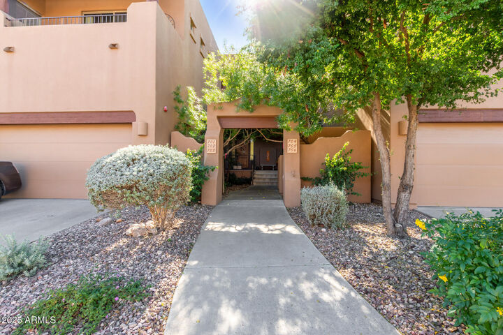 Property Photo: 13600 N Fountain Hills Boulevard 701 AZ 85268