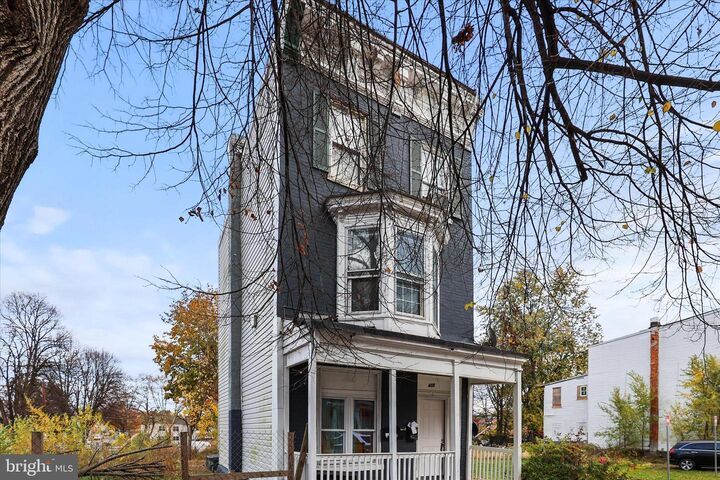 Property Photo: 405 S 14th Street PA 17104