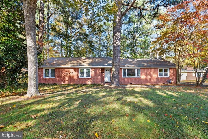 Property Photo: 625 Pine Bluff Road MD 21801