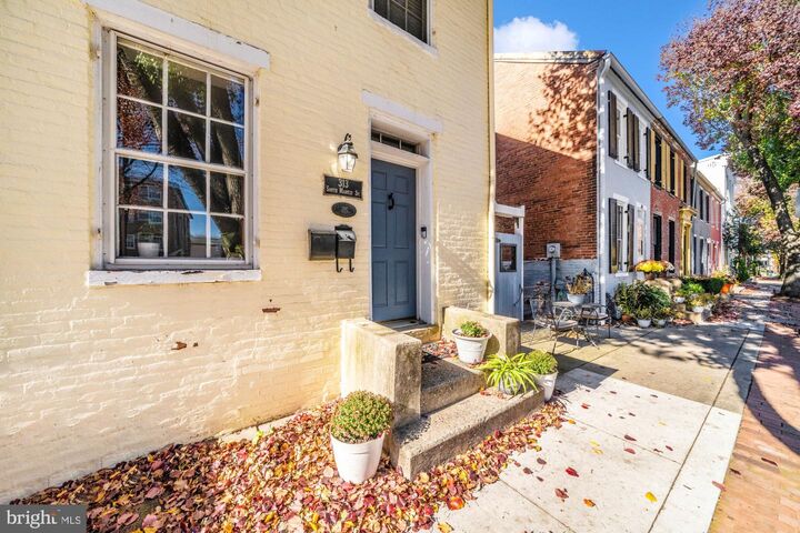 Property Photo:  313 Market Street S  MD 21701 