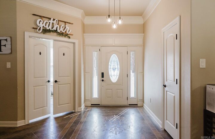 Property Photo: 2209 Bent Tree Drive AR 72120