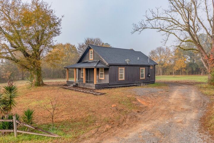 Property Photo: 2499 Sugar Creek Road GA 30711