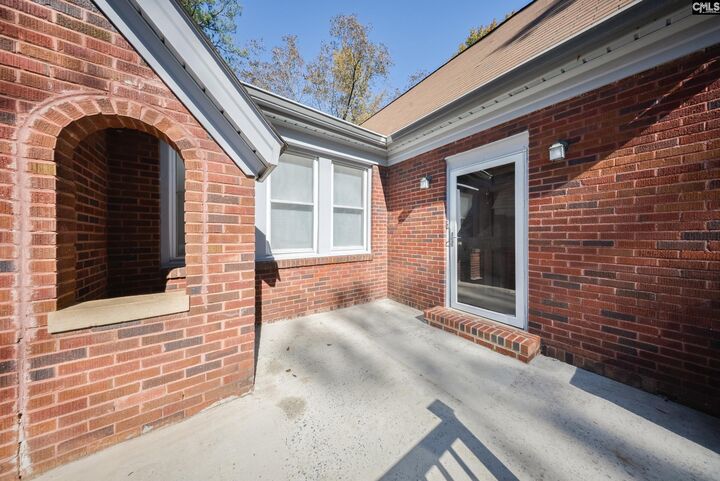 Property Photo: 709 Sunset SC 29203