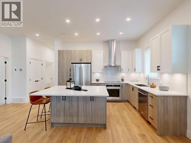 Property Photo: 4072 Saturna Ave BC V8A 5T4