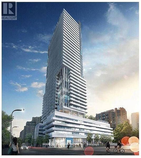 Property Photo: 161 Roehampton Avenue 621 ON M4P 1P9