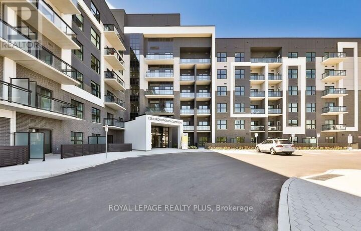 Property Photo:  128 Grovewood Common 625  ON L6H 0X3 