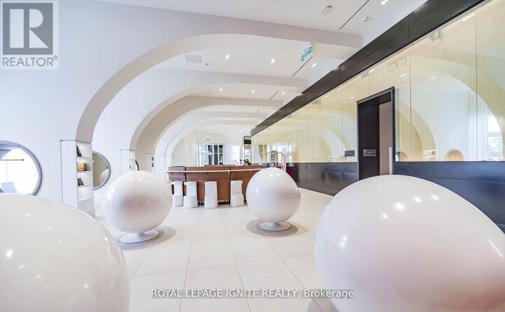 Property Photo:  2031 Kennedy Road 3619  ON M1B 0B8 