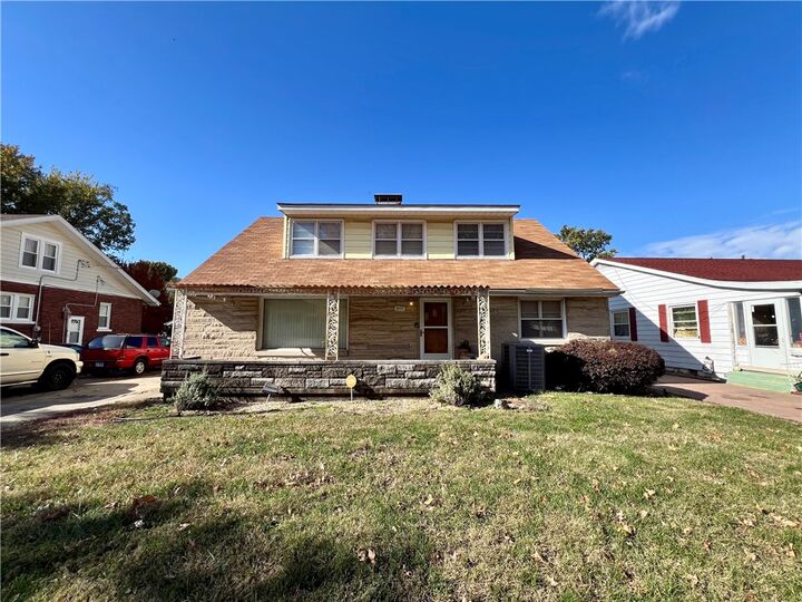 Property Photo:  977 Oakland Avenue  IL 62522 