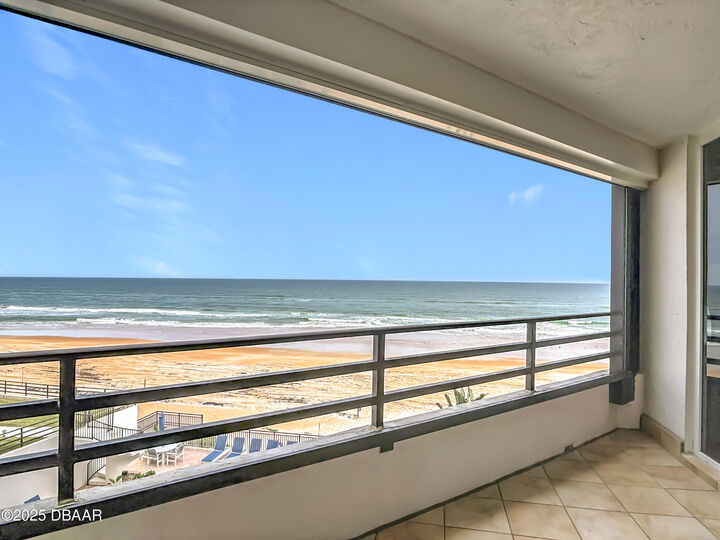Property Photo:  395 S Atlantic Avenue 305  FL 32176 