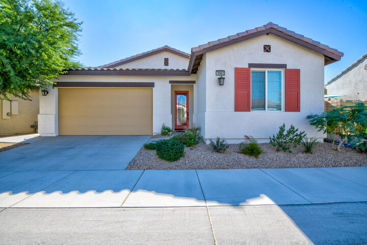 78863 Amare Way  Palm Desert CA 92211 photo