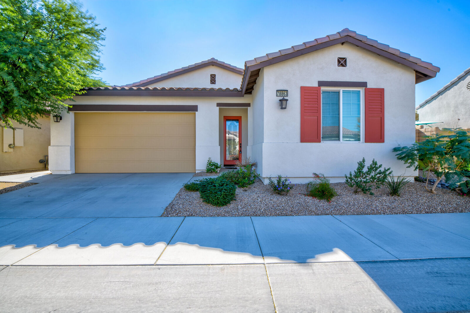 Property Photo: 78863 Amare Way CA 92211
