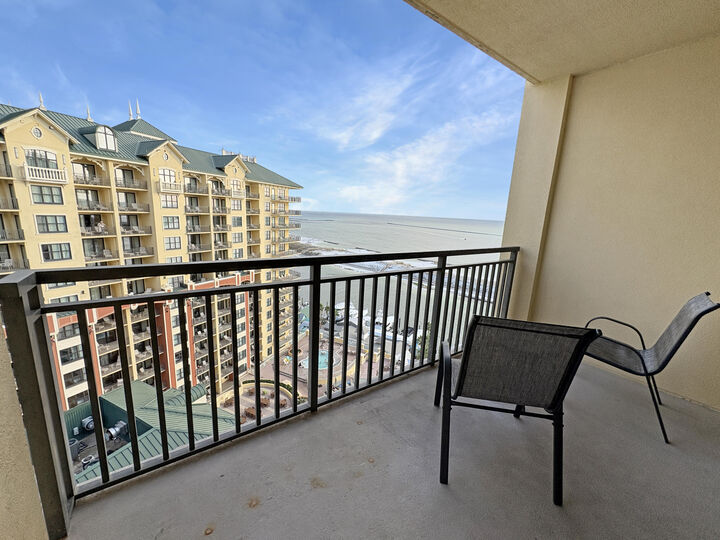 Property Photo:  10 Harbor Boulevard W1221  FL 32541 