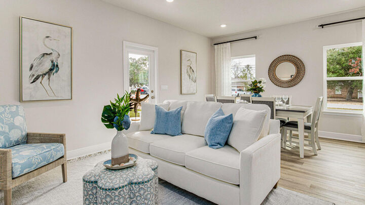 Property Photo: 8459 Midtown Court FL 32566