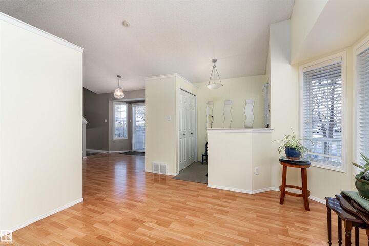 Property Photo:  1204 Gillespie Crescent NW  AB T5T 6M5 