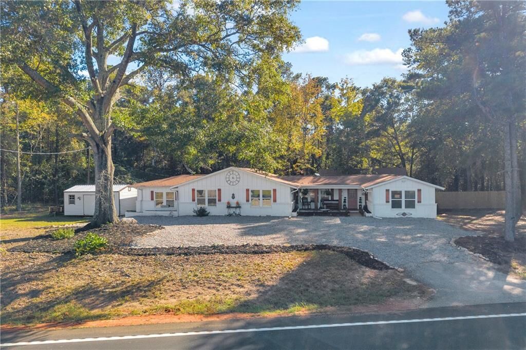 Property Photo: 1220 Lagrange Highway GA 30222
