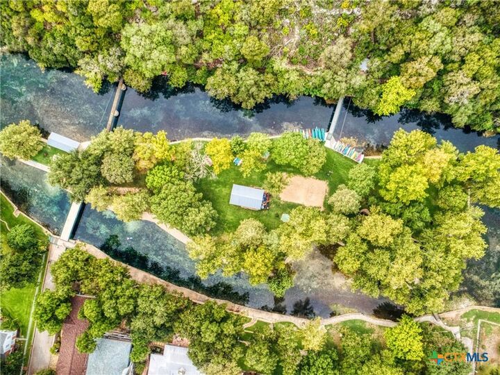 Property Photo:  353 Lakeview Boulevard  TX 78130 