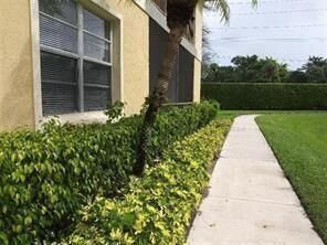 Property Photo:  1227 SW 46th Ave 303  FL 33069 