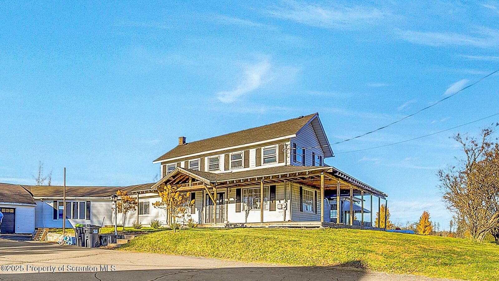 Property Photo: 2191 Aberdeen Road PA 18444