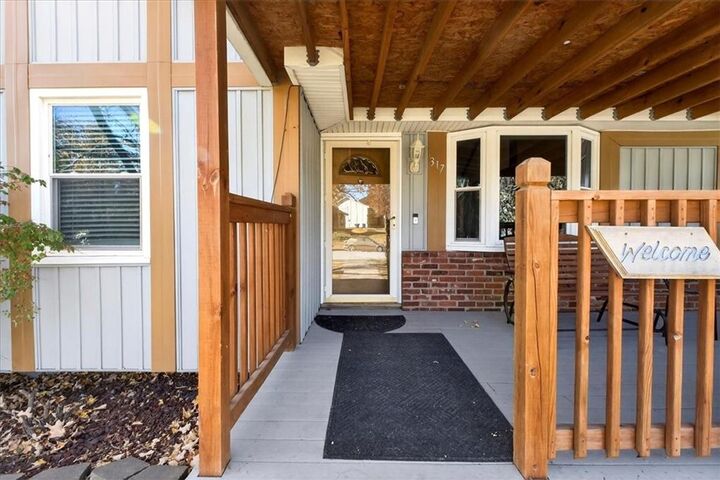 Property Photo: 317 Valley Road KS 66061