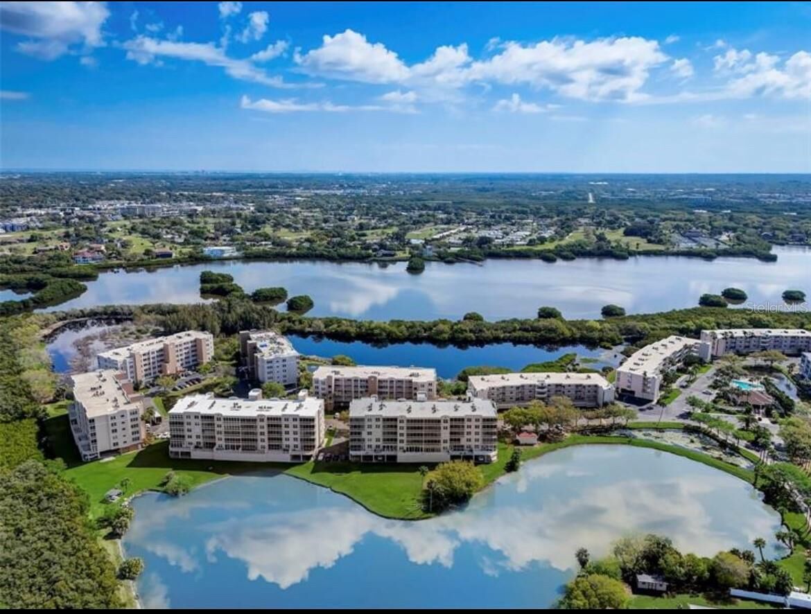 Property Photo:  6425 Shoreline Drive 10105  FL 33708 